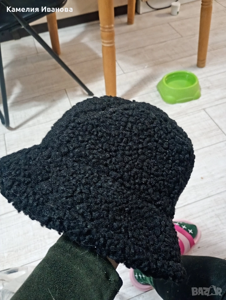  Зимни мъжки и дамски шапки и ръкавици , снимка 1