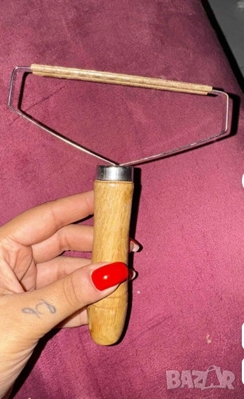   Ръчен уред за премахване на мъх и топчета от дрехи  , снимка 1