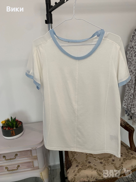 Красив модел дамска тениска в размер M-L, снимка 1