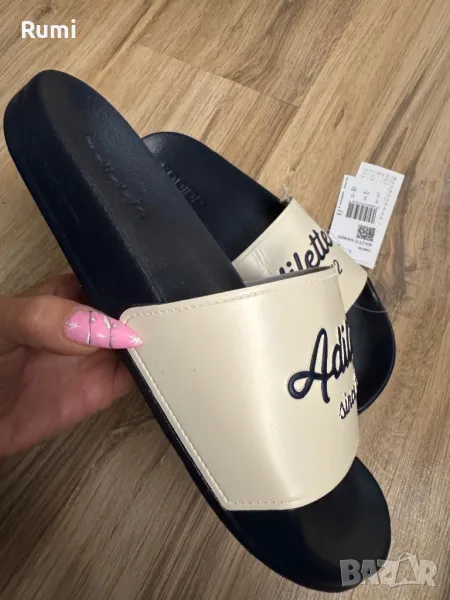 Чисто нови оригинални чехли adidas adilette ! 42,43,44 н, 35 лв, снимка 1