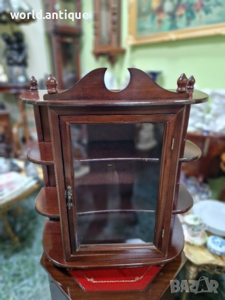 Прекрасна антикварна английска дървена витрина , снимка 1