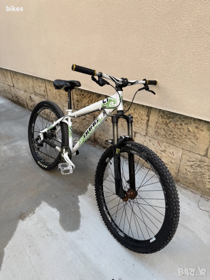 Drag C1 Green/White 26 цола 270€, снимка 1