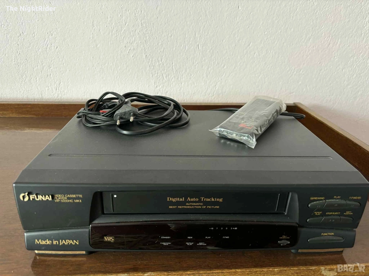 Видео + 6 видеокасети Нови, снимка 1