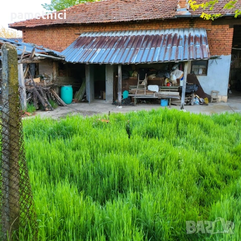 Продава се едноетажна масивна къща , снимка 9 - Къщи - 54085651