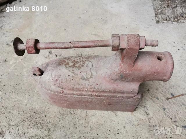 Стара рядка ютия, снимка 2 - Антикварни и старинни предмети - 54269254