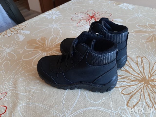 Чисто нови детски зимни обувки от естествена кожа+ подарък Зимни ръкавици, снимка 2 - Детски боти и ботуши - 31981695