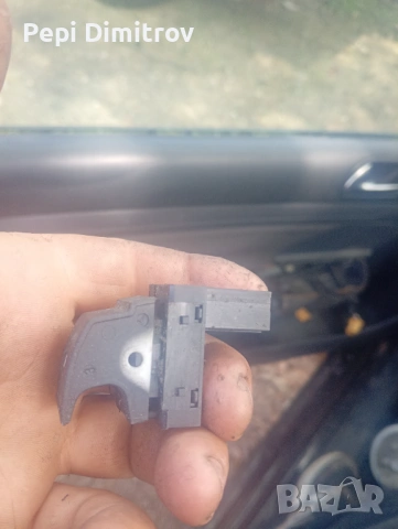 VW GOLF MK5 2004-2005 ПРЕВКЛЮЧВАЧ НА КАПАК НА ГОРИВОТО 7L6959833A, снимка 3 - Части - 54361382