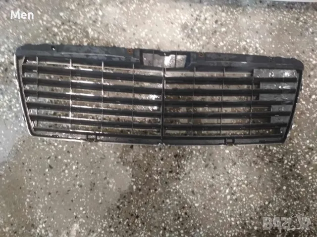 решетка за mercedes w 210, снимка 2 - Части - 47992855