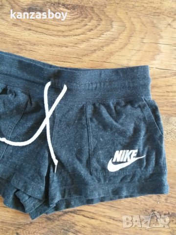 nike Sportswear Gym Vintage Womens Shorts - страхотни дамски шорти, снимка 4 - Спортни екипи - 37219295