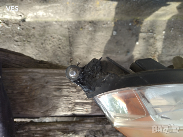 Десен фар C4 Picasso, снимка 4 - Части - 36561147