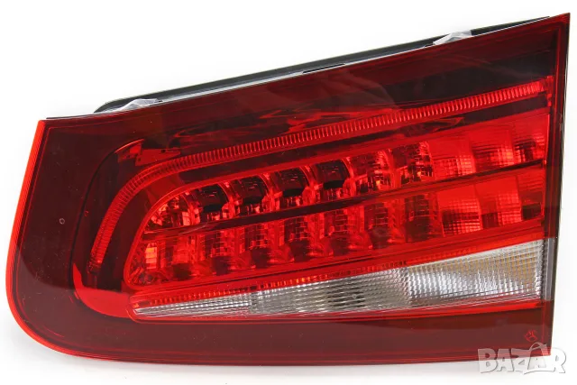 A2539061400 | Употребяван десен стоп на капака на багажника Mercedes-Benz