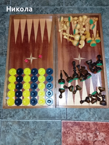 Шах табла 48/48 от соца с дървени фигури и пулове