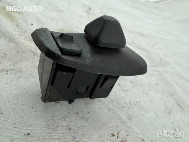 Бутон Копче Управление Странични Огледала за BMW E36, 61 31 1 387 281, 61311387281, 1 387 281, снимка 2 - Части - 48759560