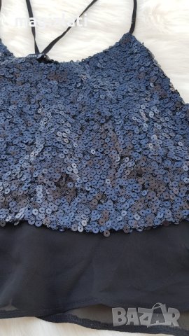 Дамски топ с паети размер С-М, снимка 4 - Корсети, бюстиета, топове - 37137042