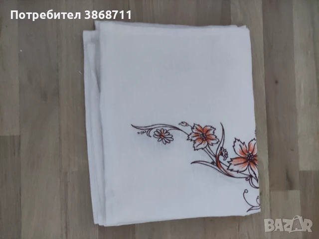 Покривка за маса 155/135см, снимка 2 - Покривки за маси - 51223934