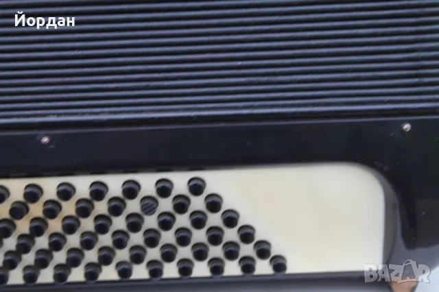 Немски акордеон ''Hohner Arietta IM'' , снимка 3 - Акордеони - 49895220