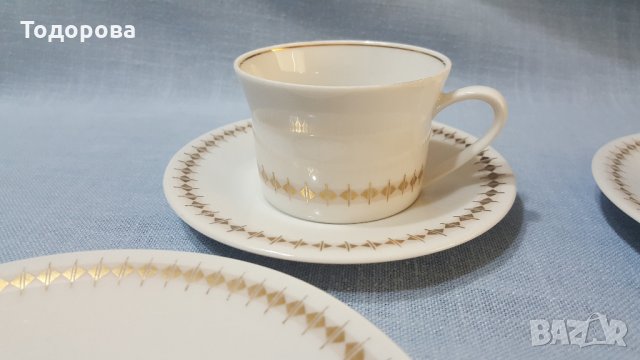 Комплект порцеланови съдове за кафе и десерт- Бавария, снимка 4 - Антикварни и старинни предмети - 31887763