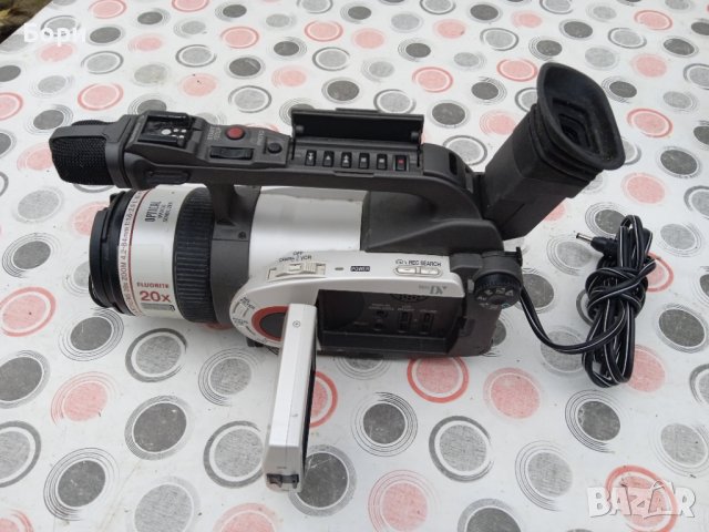 Canon XM1 Digital Mini DV Камера, снимка 8 - Камери - 38988848