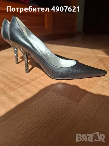 Обувки Guiseppe Zanotti, снимка 7 - Дамски ежедневни обувки - 56242947