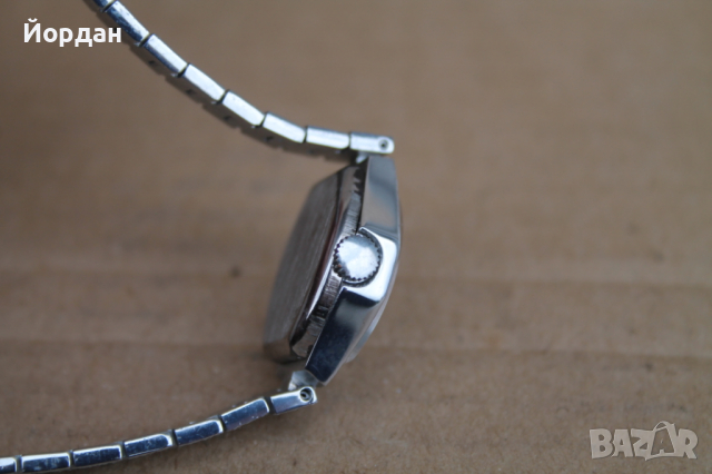 СССР дамски часовник ''LUCH", снимка 7 - Дамски - 44792705