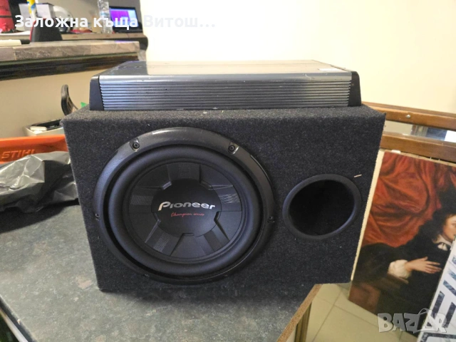Бас каса Pioneer с усилвател Hertz H604