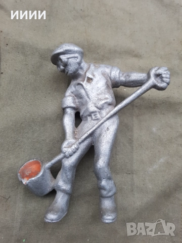 Пластика статуетка леяр, снимка 2 - Антикварни и старинни предмети - 52315445