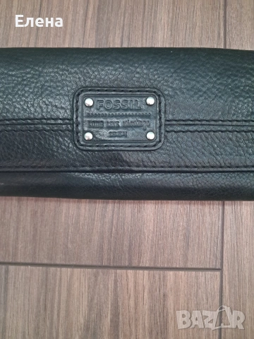 Fossil портмоте , снимка 3 - Портфейли, портмонета - 53024911
