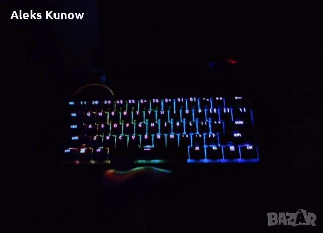 Клавиатура Razer Huntsman mini+подарък  mousepad, снимка 3 - Клавиатури и мишки - 52889940