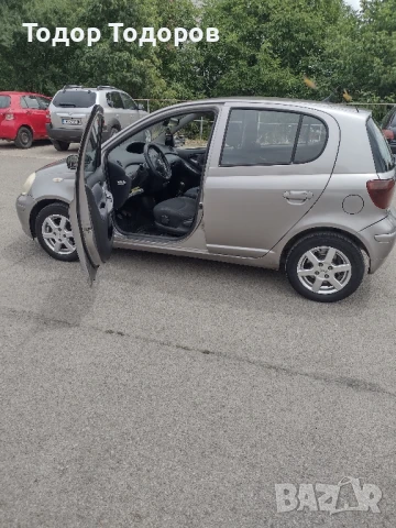 Продавам Тойота Ярис дизел., снимка 7 - Автомобили и джипове - 51039581