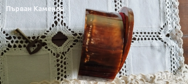 Кутия за бижута с подплата