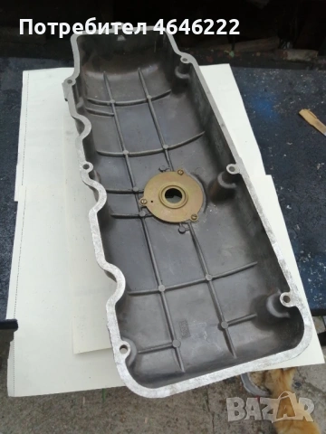 Капак клапани 412 2140, снимка 2 - Части - 54318458