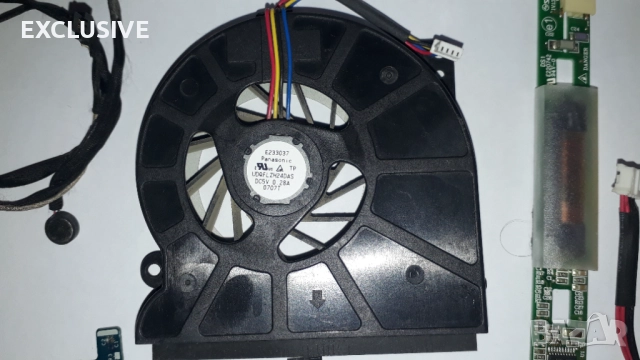 Продавам лаптоп Acer Aspire E1-522-12504G32Dnkk на части, снимка 10 - Части за лаптопи - 51682779