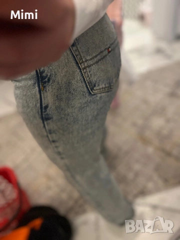 Tommy Hilfiger дънки с висока талия , снимка 2 - Дънки - 47813520