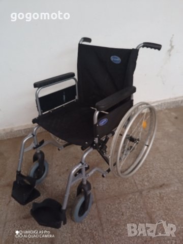 инвалидна количка за хора в напреднала възраст и хора в неравностойно положение