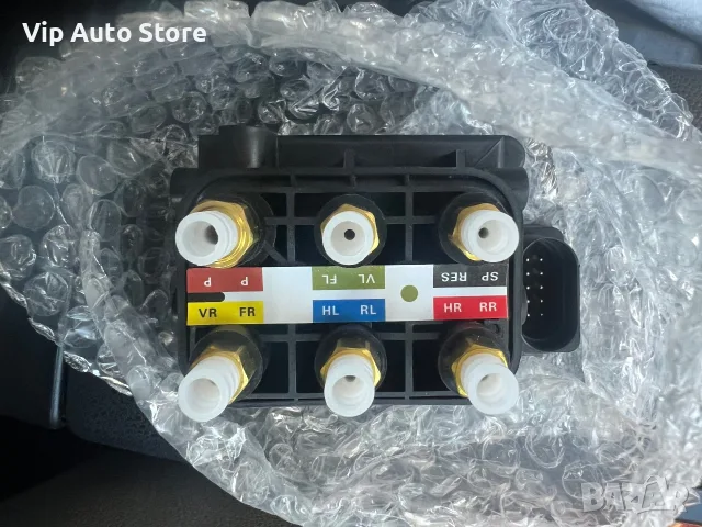 Клапанен блок Airmatic Mercedes ML W164 GL X164 R W251 S W221 A2123200358