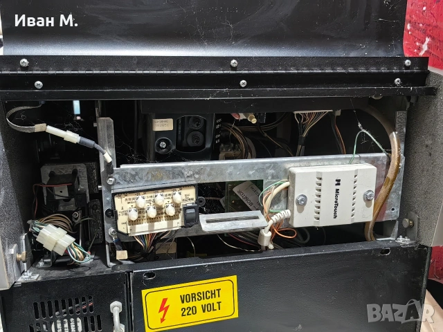 Ретро видеоигра Megatouch 1994 г с тъчскиин , снимка 8 - Други игри и конзоли - 53071584