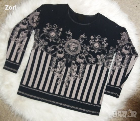 Черна блуза с Версаче принт 