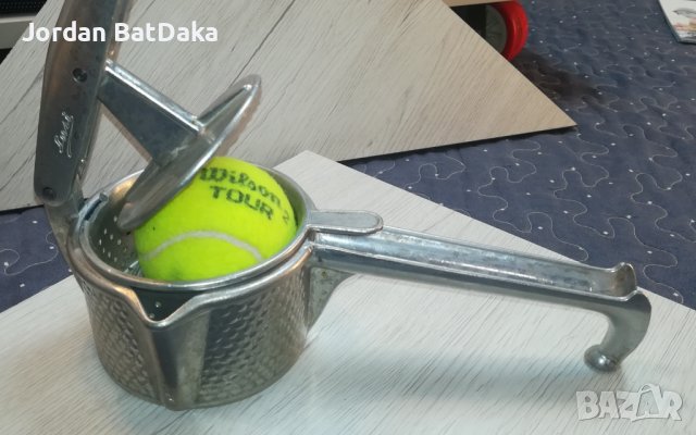 Ръчна преса сокоизтисквачка, снимка 4 - Аксесоари за кухня - 44364098