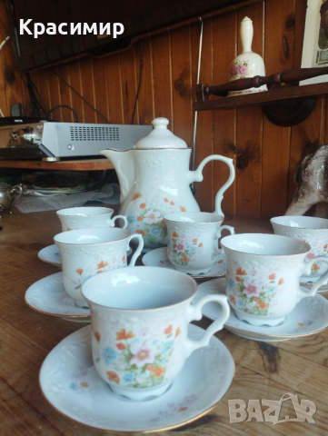 Деликатен сервиз за еспресо, произведен от Karolina или Jarolina в Полша