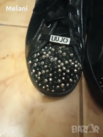 Нови Liu Jo оригинални обувки, снимка 2 - Дамски ежедневни обувки - 55898893