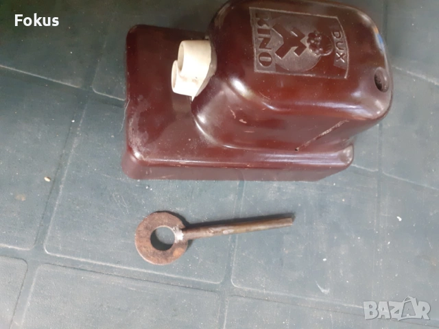 Стар детски кинопроектор, снимка 6 - Антикварни и старинни предмети - 53327130