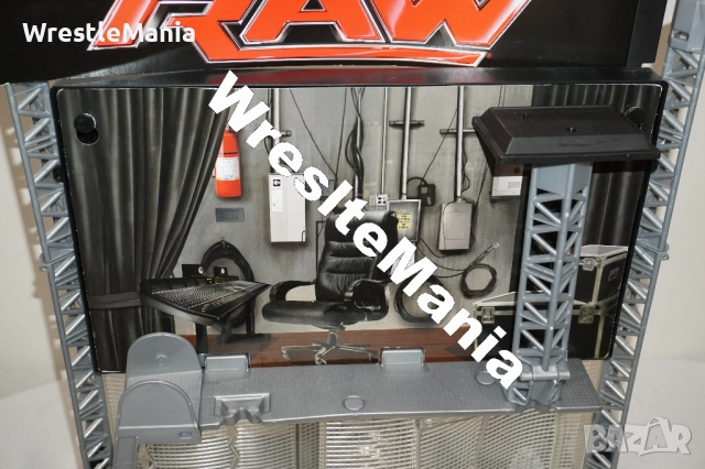 Рядка Кеч Сцена WWE ELECTRONIC ULTIMATE ENTRANCE STAGE PLAYSET MATTEL RAW AND SMACKDOWN, снимка 13 - Колекции - 51854839