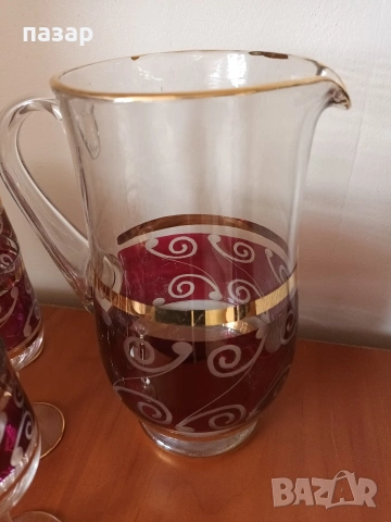 Цветно стъкло сервиз със златни кантове
