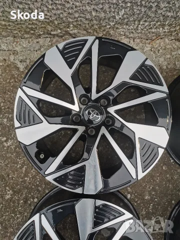 джанти Toyota bz4x rav4 18, снимка 6 - Гуми и джанти - 55935941