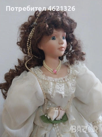 Винтидж колекционерска порцеланова кукла принцеса висока с кралска рокля, снимка 12 - Декорация за дома - 52044176