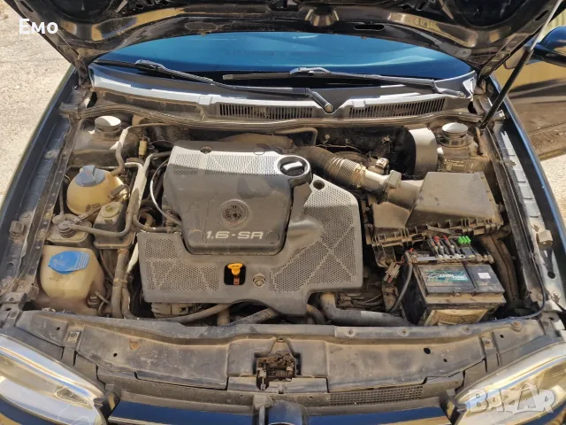 VW GOLF IV 1.6 Бензин, снимка 10 - Автомобили и джипове - 55894638