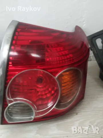 Стоп , ляв и десен за TOYOTA AVENSIS 2007 , , снимка 4 - Части - 50196338