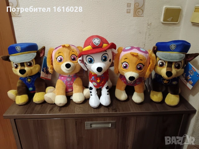 Плюшени играчки на Пес Патрул. Чейс,Маршал и Скай.