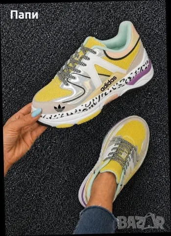 Цветни дамски маратонки Adidas 