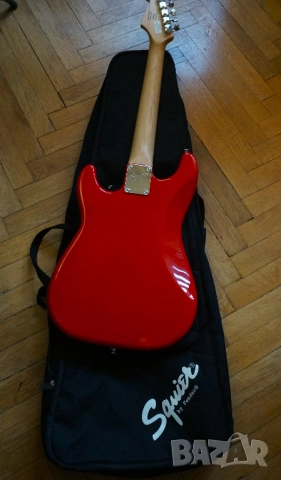  Оригинален мини Фендер!, снимка 3 - Китари - 52267567